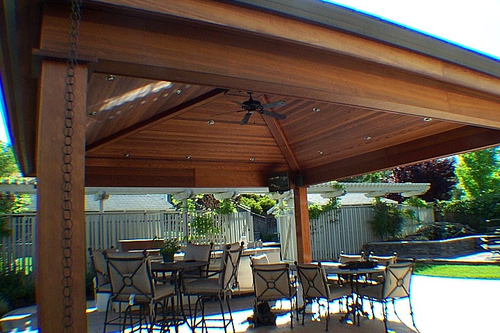 Arbor deck cover built by Jack Cannon, General Contractor in San Jose with Lynstar