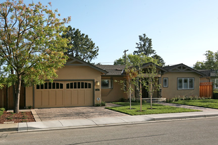 Front exterior of house after being remodeled in Mountain View by Jack Cannon General Contractor Lynstar